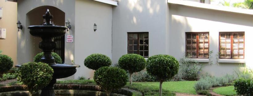 Hôtel Sanloo Manor à Tzaneen Extérieur photo